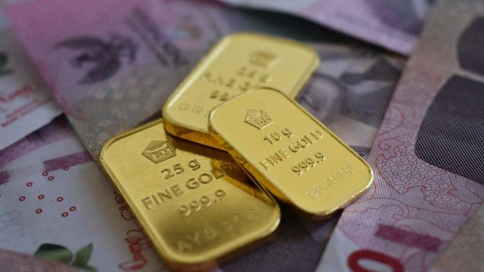 Cara Aman Investasi Emas Antam Saat Harga Turun